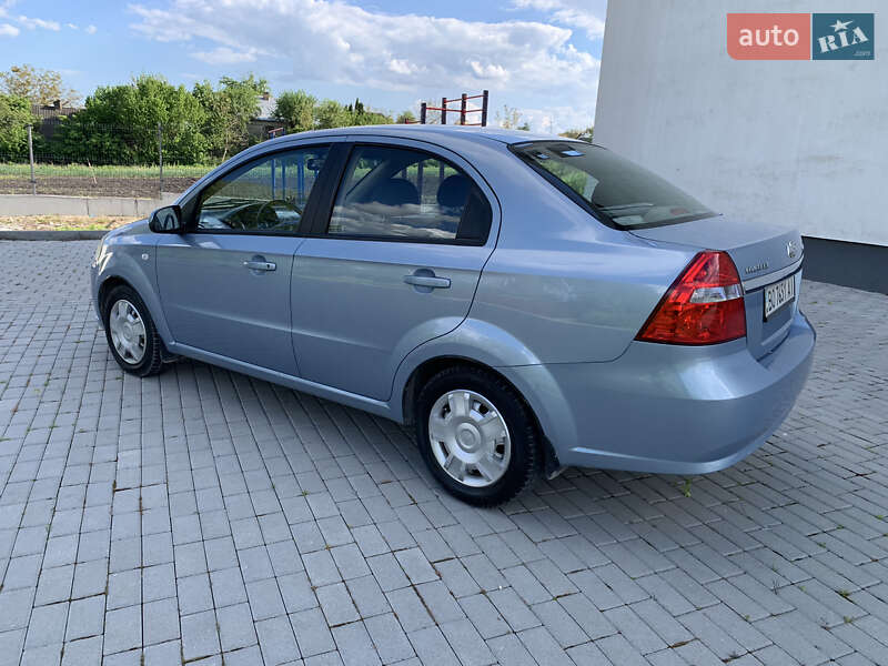 Седан Chevrolet Aveo 2007 в Тернополі