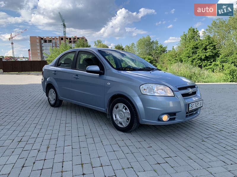 Седан Chevrolet Aveo 2007 в Тернополі