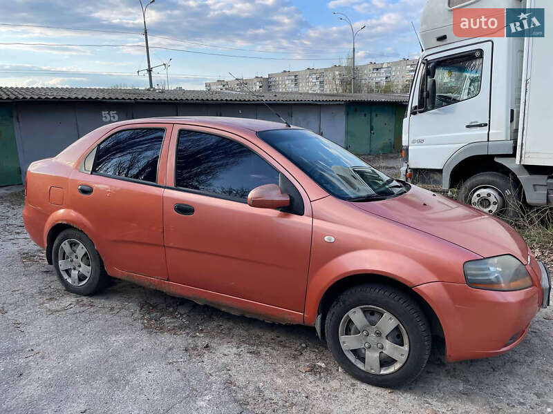 Седан Chevrolet Aveo 2006 в Харькове