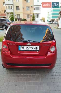 Хэтчбек Chevrolet Aveo 2008 в 