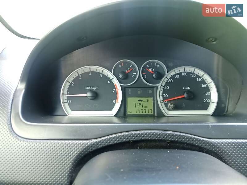 Седан Chevrolet Aveo 2006 в Полтаві