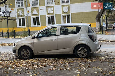 Хэтчбек Chevrolet Aveo 2012 в Каменец-Подольском