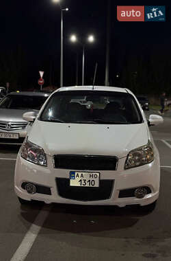 Хетчбек Chevrolet Aveo 2008 в Києві