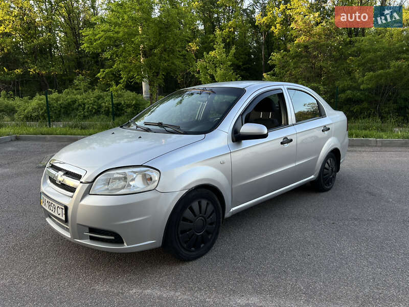 Седан Chevrolet Aveo 2006 в Харькове