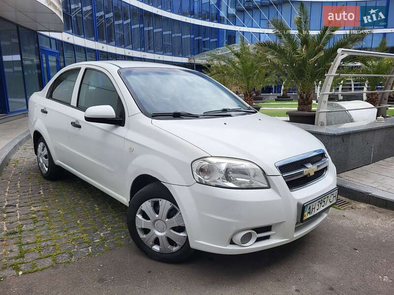 Седан Chevrolet Aveo 2007 в Одессе
