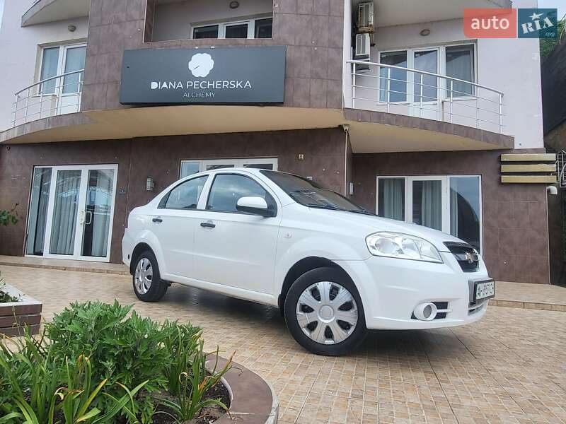 Седан Chevrolet Aveo 2007 в Одессе