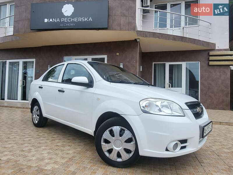 Седан Chevrolet Aveo 2007 в Одессе
