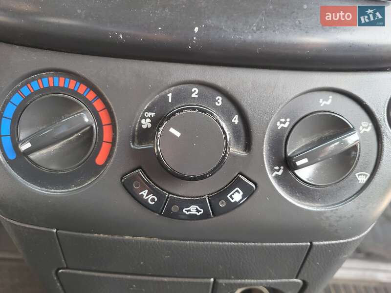 Седан Chevrolet Aveo 2007 в Одессе