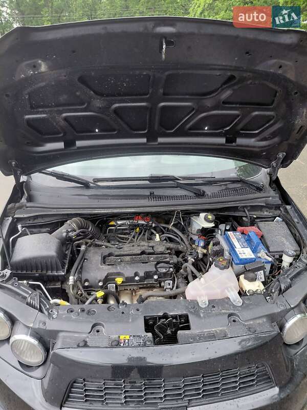 Седан Chevrolet Aveo 2013 в 