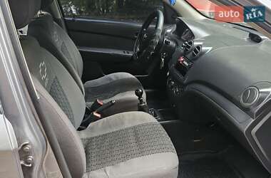 Седан Chevrolet Aveo 2011 в 