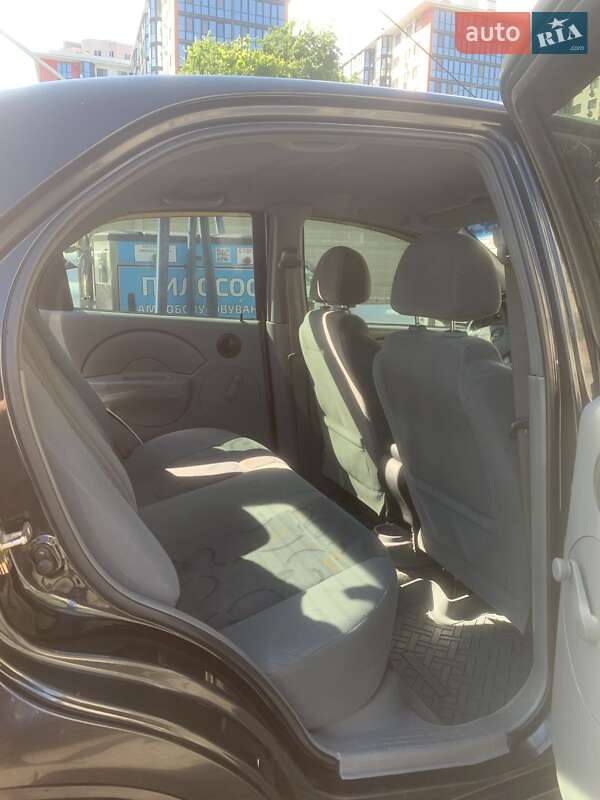 Седан Chevrolet Aveo 2005 в Одессе