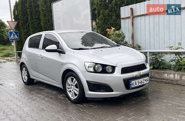 Хетчбек Chevrolet Aveo 2012 в Кам'янець-Подільському