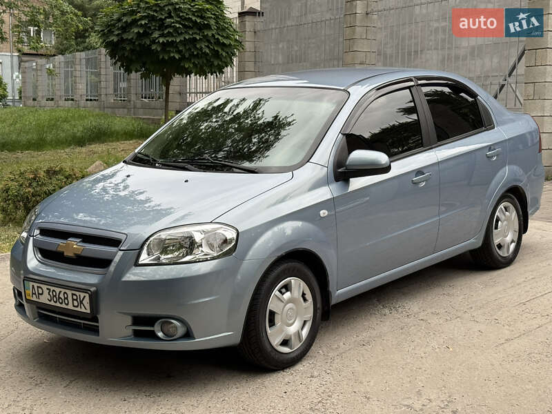 Седан Chevrolet Aveo 2008 в Запоріжжі