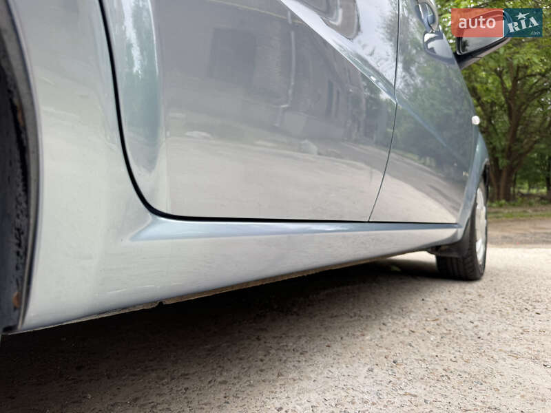Седан Chevrolet Aveo 2008 в Запоріжжі