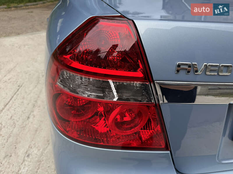 Седан Chevrolet Aveo 2008 в Запоріжжі