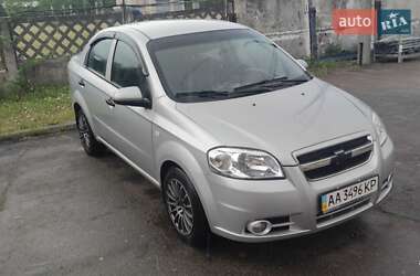 Седан Chevrolet Aveo 2011 в Києві