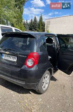 Хетчбек Chevrolet Aveo 2011 в 