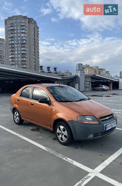 Седан Chevrolet Aveo 2005 в Києві