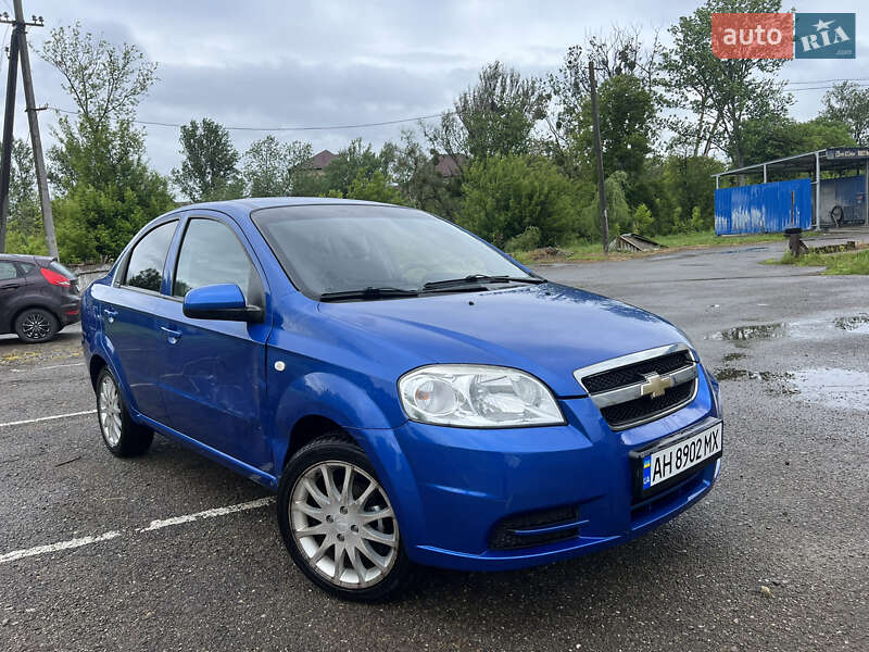 Седан Chevrolet Aveo 2006 в Львове