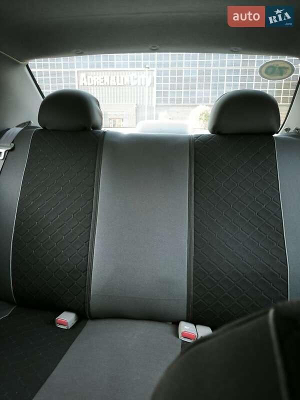 Седан Chevrolet Aveo 2005 в Луцке