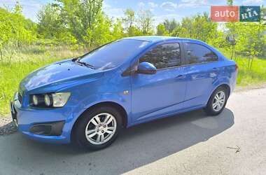 Седан Chevrolet Aveo 2011 в Запорожье