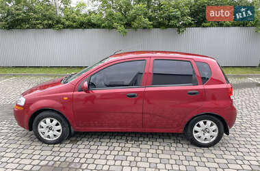 Хетчбек Chevrolet Aveo 2005 в 