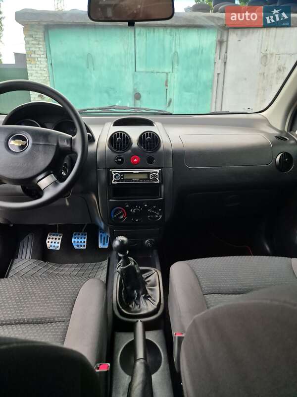 Хэтчбек Chevrolet Aveo 2007 в Киеве фото 14 Хэтчбек Chevrolet Aveo 2007 в Киеве