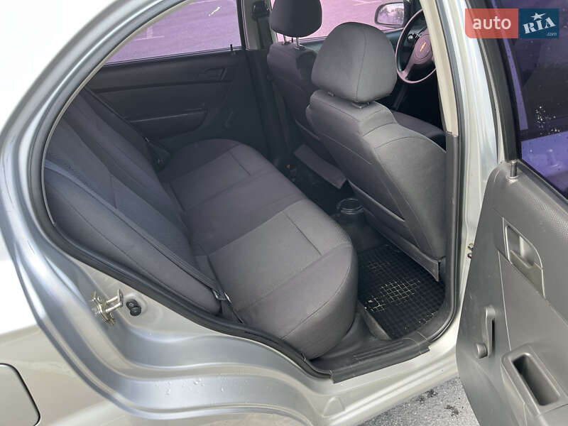 Седан Chevrolet Aveo 2007 в Ужгороде