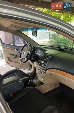Седан Chevrolet Aveo 2008 в 