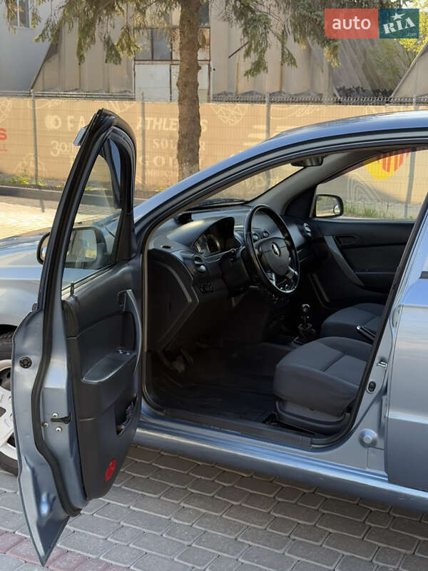 Седан Chevrolet Aveo 2007 в Ивано-Франковске