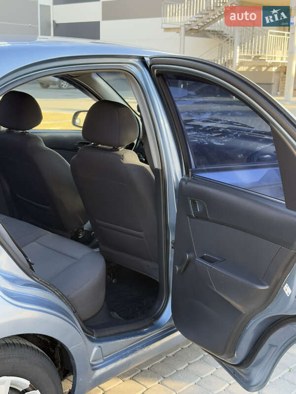 Седан Chevrolet Aveo 2007 в Ивано-Франковске