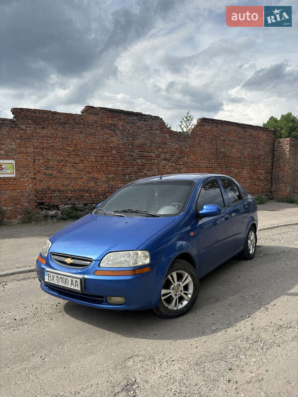 Седан Chevrolet Aveo 2004 в 