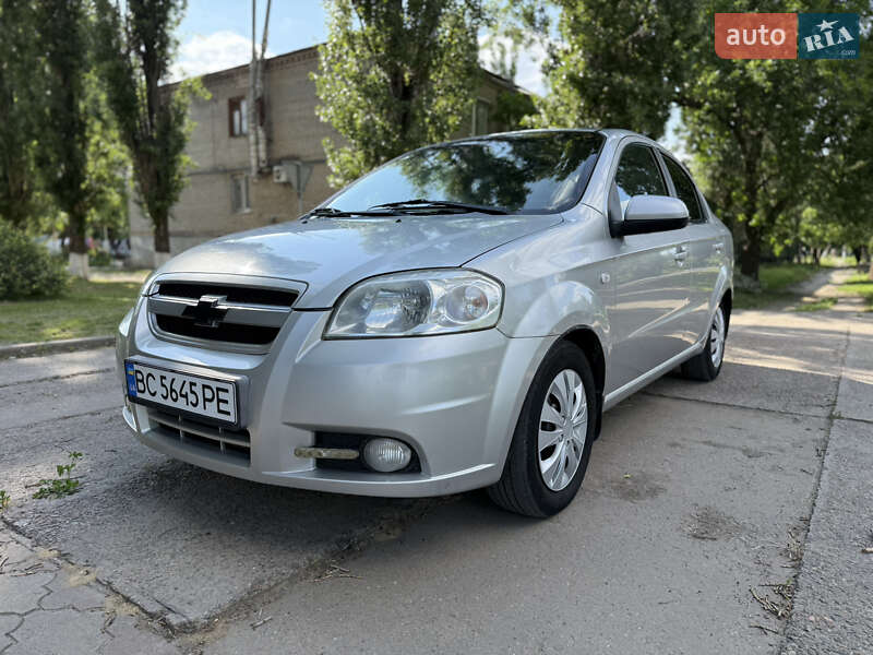 Седан Chevrolet Aveo 2008 в Новом Буге