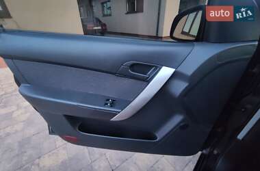 Хэтчбек Chevrolet Aveo 2011 в 