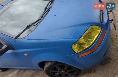 Седан Chevrolet Aveo 2004 в  фото 8 Седан Chevrolet Aveo 2004 в