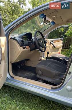 Седан Chevrolet Aveo 2008 в 