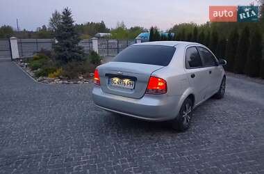 Седан Chevrolet Aveo 2005 в 