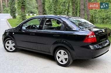 Седан Chevrolet Aveo 2011 в 