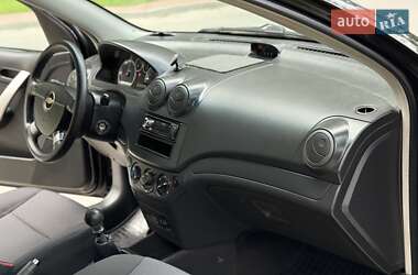 Седан Chevrolet Aveo 2011 в 