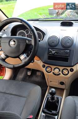Седан Chevrolet Aveo 2008 в 