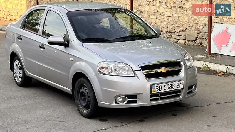 Седан Chevrolet Aveo 2011 в 