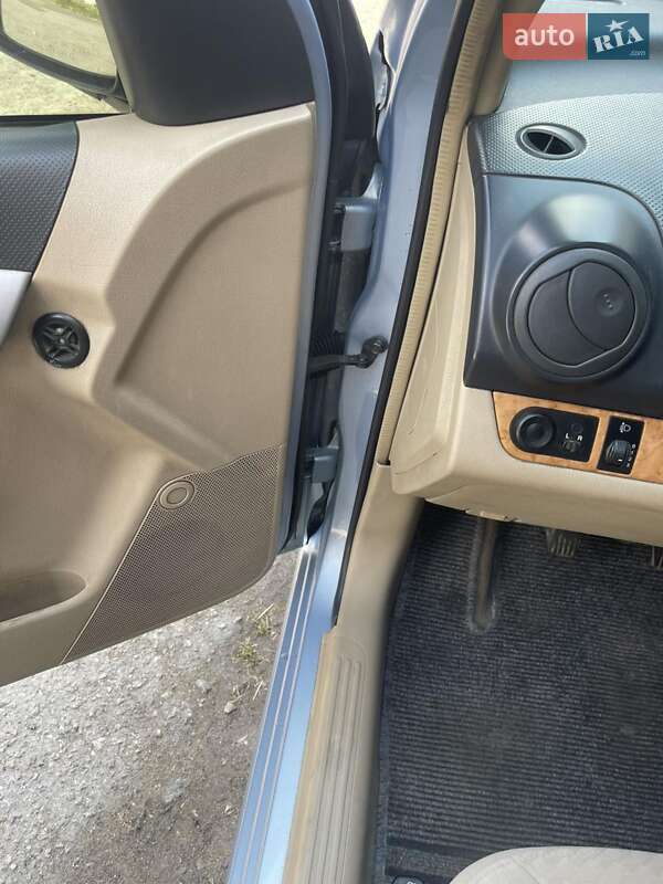 Седан Chevrolet Aveo 2007 в Одессе