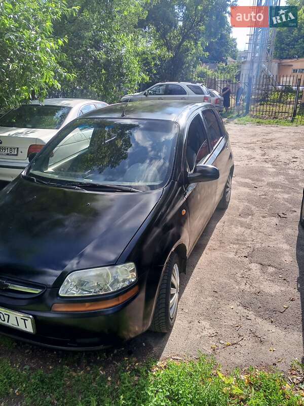 Хэтчбек Chevrolet Aveo 2004 в Житомире