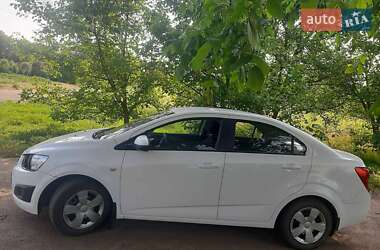 Седан Chevrolet Aveo 2013 в 