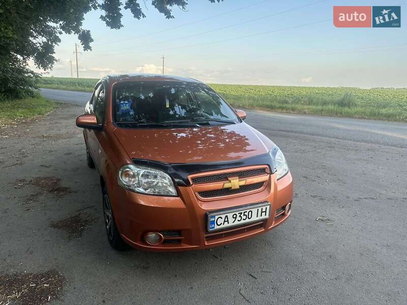 Седан Chevrolet Aveo 2008 в Катеринополе