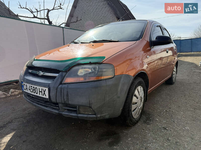 Седан Chevrolet Aveo 2005 в Ладыжине