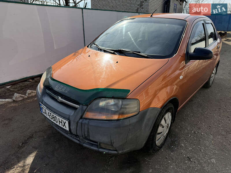 Седан Chevrolet Aveo 2005 в Ладыжине
