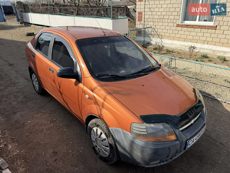 Седан Chevrolet Aveo 2005 в Ладыжине
