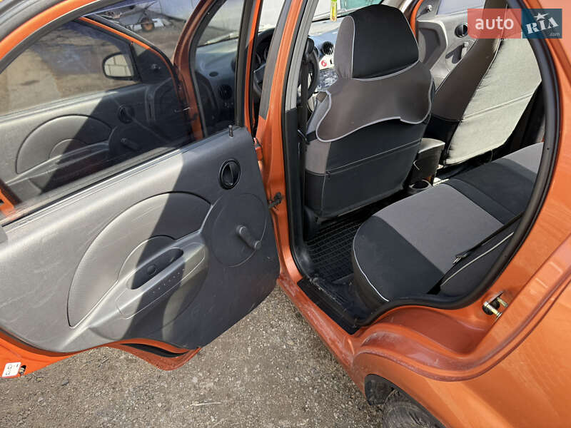 Седан Chevrolet Aveo 2005 в Ладыжине