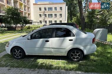 Седан Chevrolet Aveo 2005 в Киеве